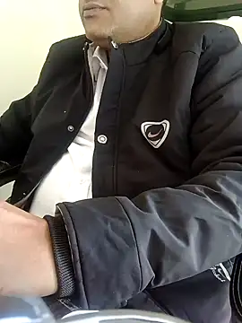 Snapshot of Hot-man39 chatting on 12-12-24, 08:57 Hot-man39 online show from 12-12-24, 08:57