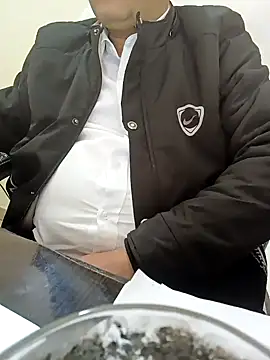 Snapshot of Hot-man39 chatting on 02-03-25, 07:07 Hot-man39 online show from 02-03-25, 07:07