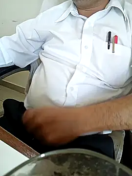 Snapshot of Hot-man39 chatting on 09-16-25, 10:27 Hot-man39 online show from 09-16-25, 10:27