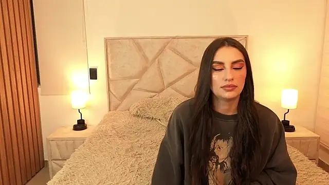 teseo and afroditha  online show from 11-25-25, 01:16