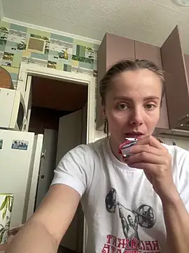 Snapshot of AlisaKissss chatting on 12-23-24, 06:55 AlisaKissss online show from 12-23-24, 06:55