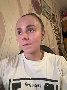 Snapshot of AlisaKissss chatting on 01-29-25, 01:49 AlisaKissss online show from 01-29-25, 01:49