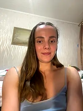 Snapshot of AlisaKissss chatting on 09-17-25, 08:21 AlisaKissss online show from 09-17-25, 08:21