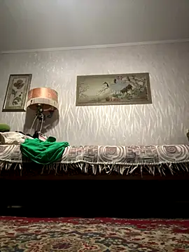 Snapshot of AlisaKissss chatting on 10-08-25, 06:49 AlisaKissss online show from 10-08-25, 06:49