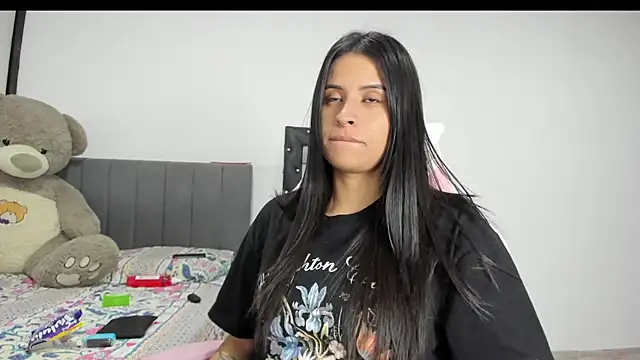 Snapshot of _elektrah chatting on 03-10-25, 09:07 elektrah online show from 03-10-25, 09:07