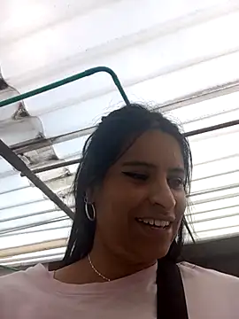 Snapshot of _elektrah chatting on 09-22-25, 09:06 elektrah online show from 09-22-25, 09:06