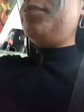 Snapshot of _elektrah chatting on 10-16-25, 10:22 elektrah online show from 10-16-25, 10:22