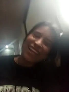 Snapshot of _elektrah chatting on 10-17-25, 08:11 elektrah online show from 10-17-25, 08:11