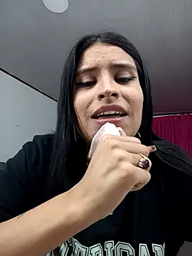 Snapshot of _elektrah chatting on 11-01-25, 11:40 elektrah online show from 11-01-25, 11:40