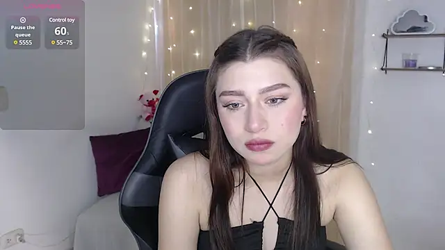 mily thomson b  online show from 02-23-25, 09:48