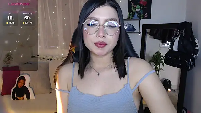 mily thomson b  online show from 09-17-25, 10:22