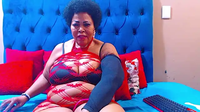 ebonycandy10 online show from 01-13-26, 06:40