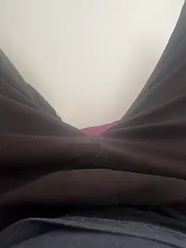 Snapshot of PLUK16 chatting on 03-09-25, 02:10 PLUK16 online show from 03-09-25, 02:10