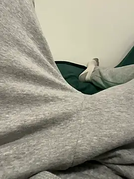 Snapshot of PLUK16 chatting on 02-04-26, 09:53 PLUK16 online show from 02-04-26, 09:53