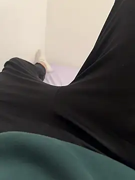 Snapshot of PLUK16 chatting on 02-05-26, 09:41 PLUK16 online show from 02-05-26, 09:41