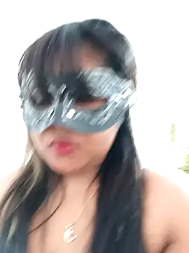 Snapshot of littlequeen77 chatting on 01-18-25, 06:53 littlequeen77 online show from 01-18-25, 06:53