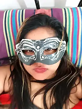 Snapshot of littlequeen77 chatting on 01-19-25, 08:39 littlequeen77 online show from 01-19-25, 08:39