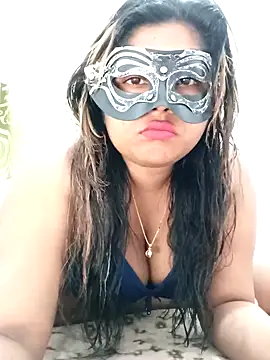 Snapshot of littlequeen77 chatting on 02-06-25, 04:21 littlequeen77 online show from 02-06-25, 04:21