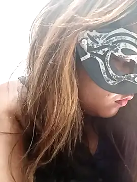 Snapshot of littlequeen77 chatting on 02-16-25, 05:15 littlequeen77 online show from 02-16-25, 05:15