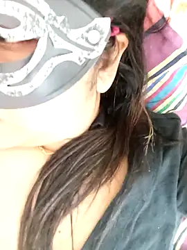 Snapshot of littlequeen77 chatting on 03-08-25, 10:56 littlequeen77 online show from 03-08-25, 10:56