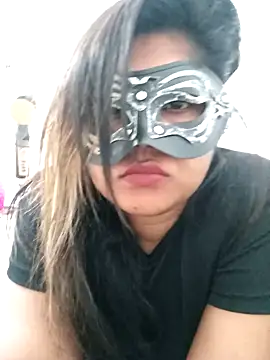 Snapshot of littlequeen77 chatting on 03-21-25, 04:06 littlequeen77 online show from 03-21-25, 04:06