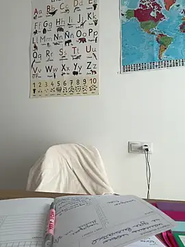 streetdoll online show from 02-21-25, 10:07