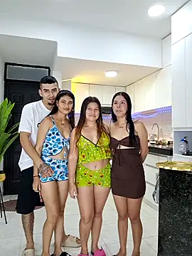 royalgirls x online show from 05-07-26, 01:11
