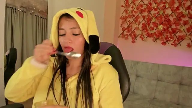 Sweet Candies online show from 03-08-25, 04:12