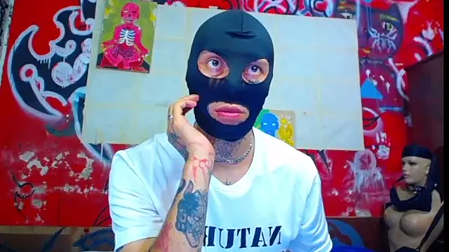 Snapshot of deivid_estrada chatting on 06-17-26, 04:30 deivid estrada online show from 06-17-26, 04:30
