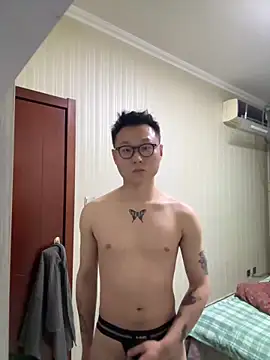 Snapshot of Eric246 chatting on 03-05-26, 03:08 Eric246 online show from 03-05-26, 03:08