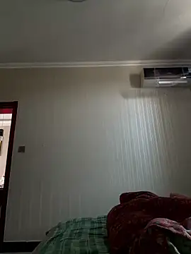 Snapshot of Eric246 chatting on 03-11-26, 07:14 Eric246 online show from 03-11-26, 07:14