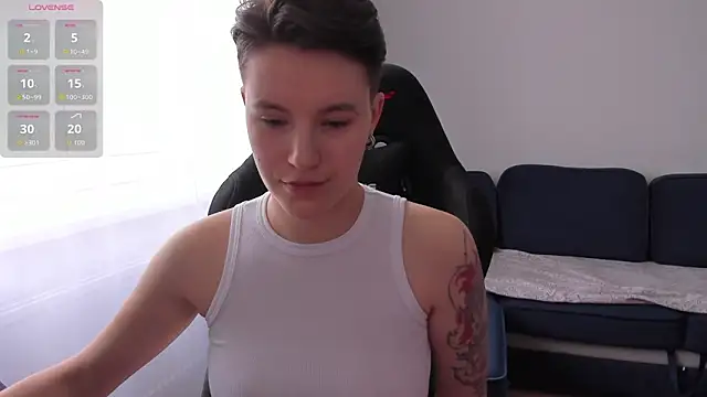 JessieFlower online show from 10-31-25, 08:26