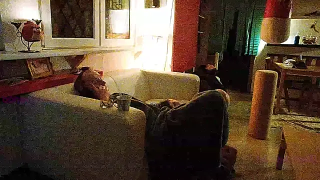 Snapshot of BongChannel chatting on 02-21-25, 01:11 BongChannel online show from 02-21-25, 01:11