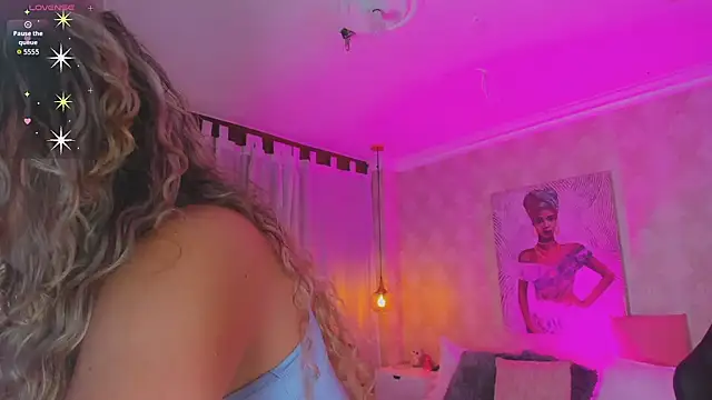 Shantall   online show from 09-13-25, 10:59