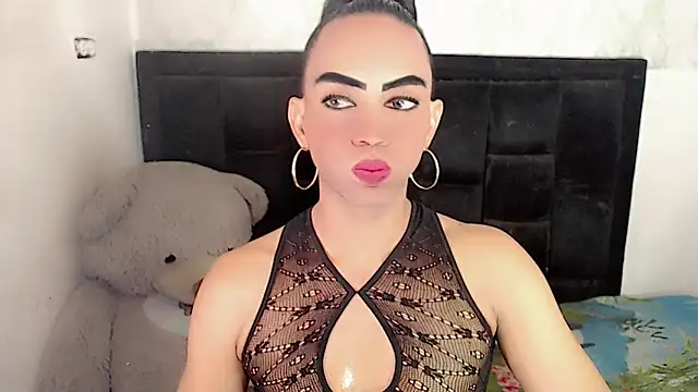 Michell Queen online show from 11-16-25, 07:47