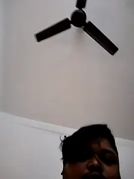 Snapshot of julywwrt chatting on 10-11-25, 09:41 julywwrt online show from 10-11-25, 09:41