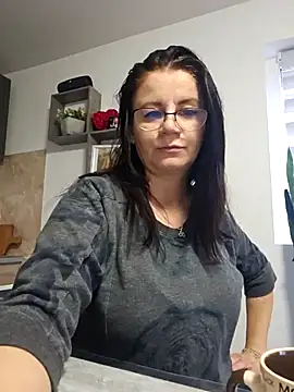 KristenVega online show from 11-04-25, 08:57