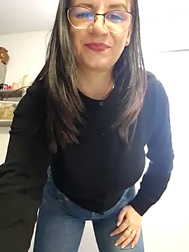 Snapshot of KristenVega chatting on 02-12-26, 11:05 KristenVega online show from 02-12-26, 11:05