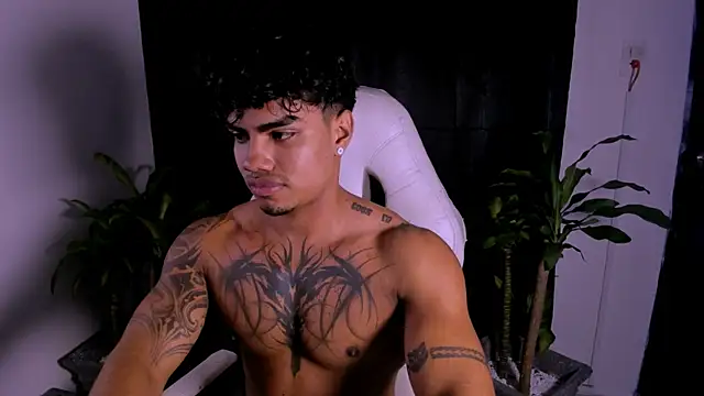 Young laroi online show from 01-27-25, 02:31