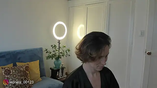 cuddlingbunny online show from 01-12-26, 08:03