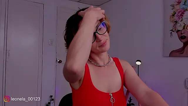 cuddlingbunny online show from 02-15-26, 06:04