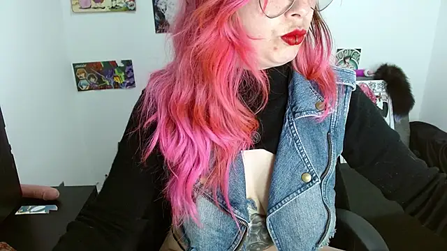 natasha laulau online show from 11-14-25, 12:42