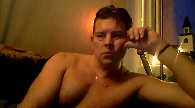 Teddan82 online show from 12-14-24, 09:40