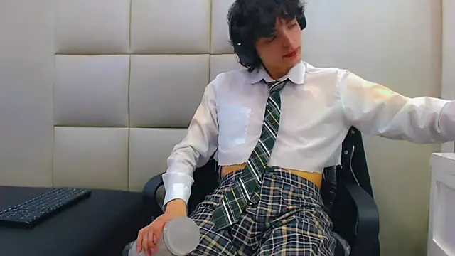 Sr BonnyEthan online show from 02-13-26, 12:56