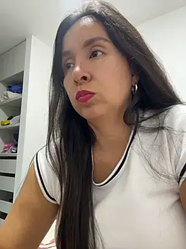 Snapshot of emely_sexx20 chatting on 06-15-26, 12:46 emely sexx20 online show from 06-15-26, 12:46