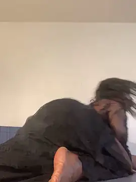 vixenpaisley2 online show from 02-20-25, 06:35