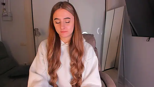 helen ramsay online show from 11-21-25, 03:44