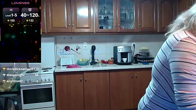 Snapshot of JennaDeluxe chatting on 04-23-26, 07:41 JennaDeluxe online show from 04-23-26, 07:41