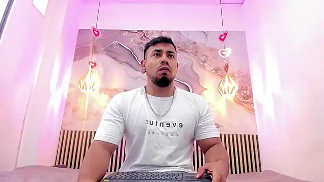 BrianMalonee online show from 03-25-26, 12:11