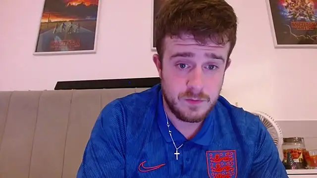 Snapshot of maxy49 chatting on 11-09-25, 08:40 maxy49 online show from 11-09-25, 08:40